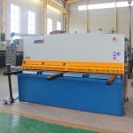 품질이 좋은 유명한 브랜드 QC12y / K 12X3200 유압 전단 기계